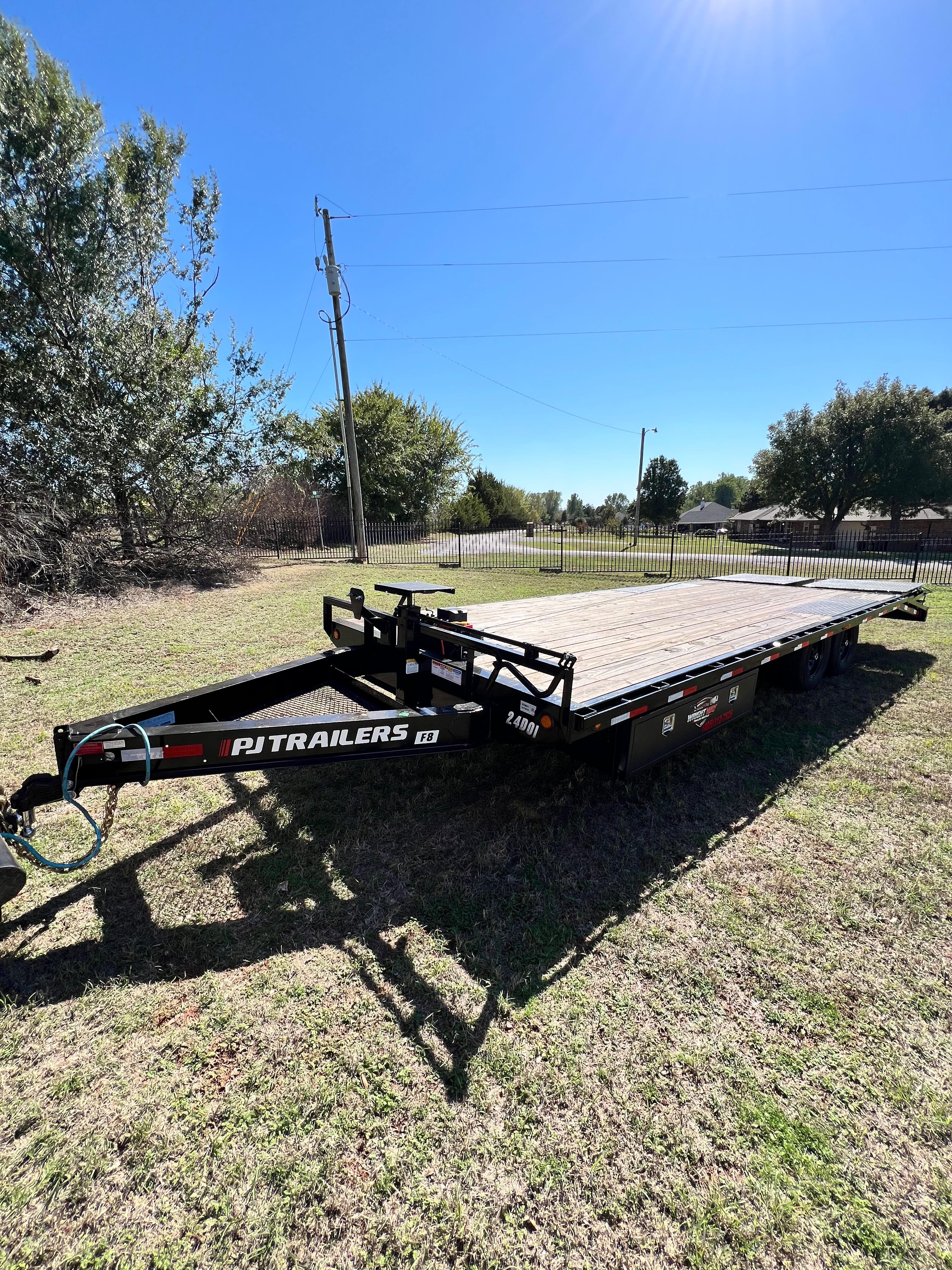24x8.5' Deckover for rent in Blanchard, Oklahoma – WrightWay Trailer Rentals