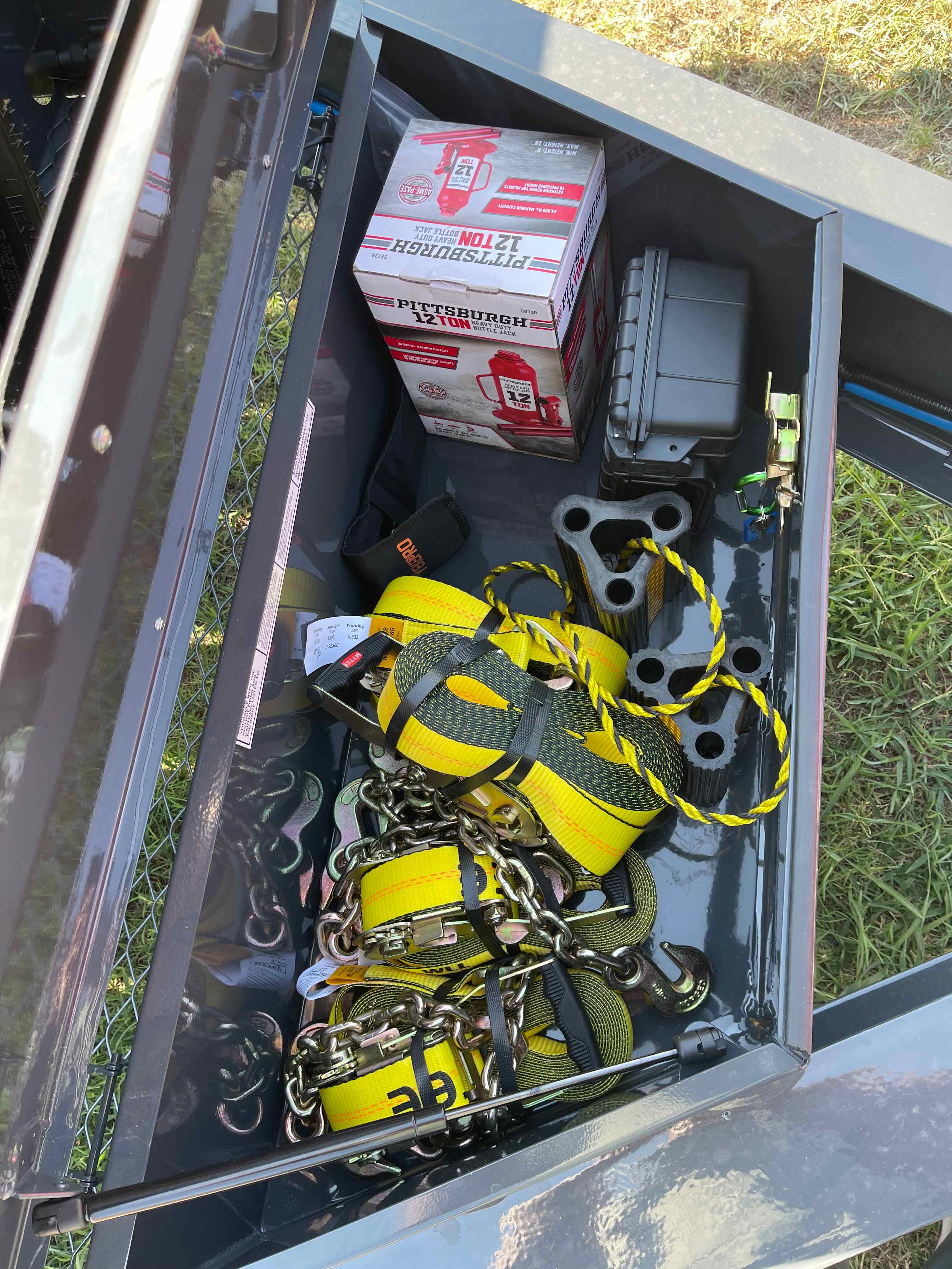 26' Tilt Deck Trailer - Image 7