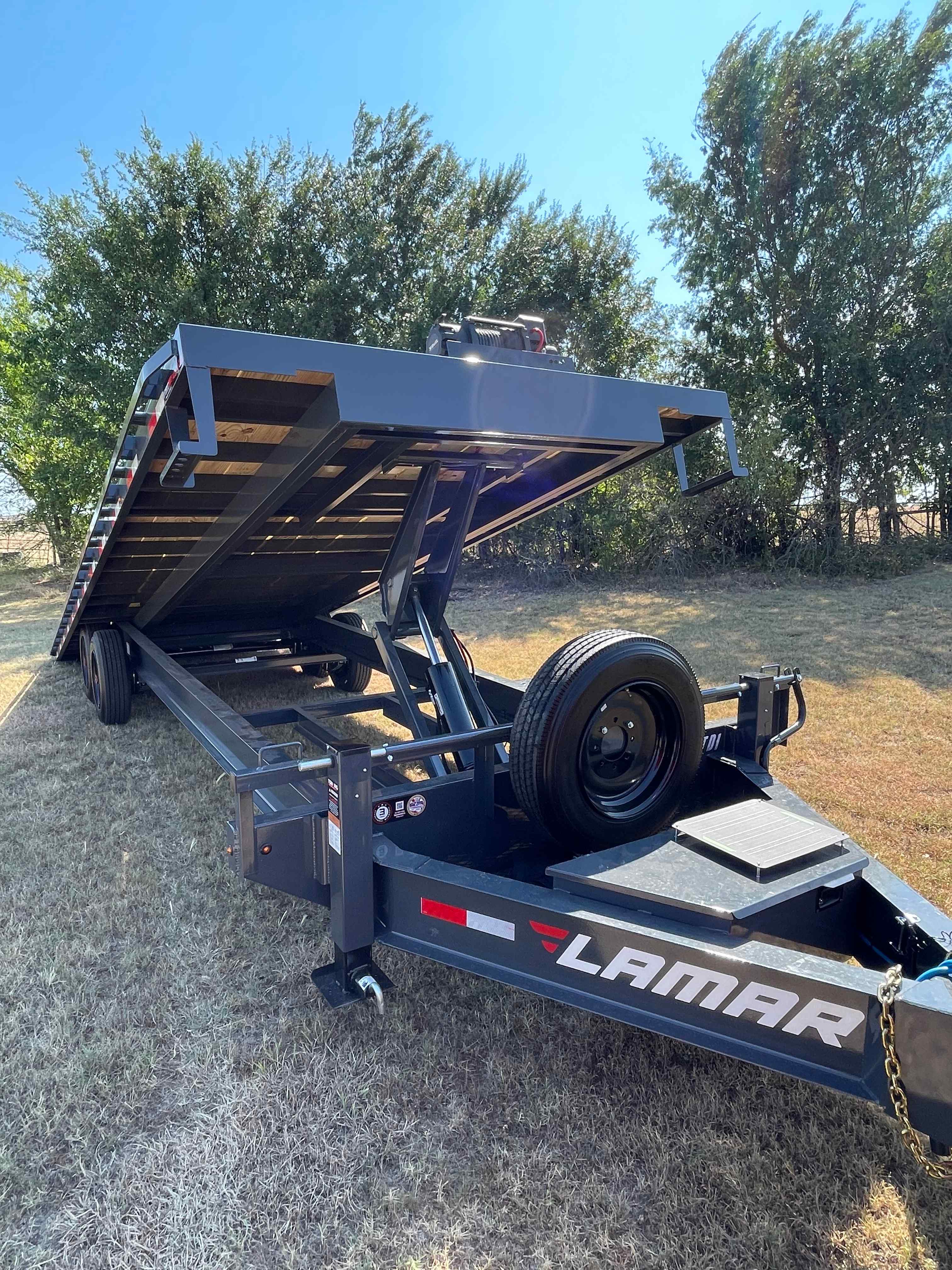 26' Tilt Deck Trailer - Image 5